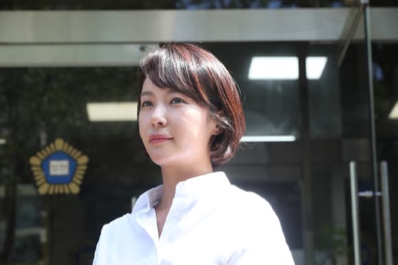 Hwang Jung-eum Faces Embezzlement Allegations, Prosecutors Request 3-Year Imprisonment
